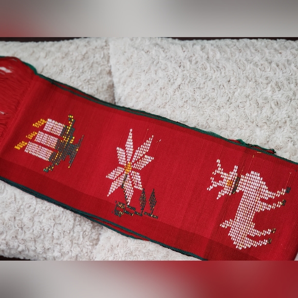 Table-runner - Picture 2 of 2